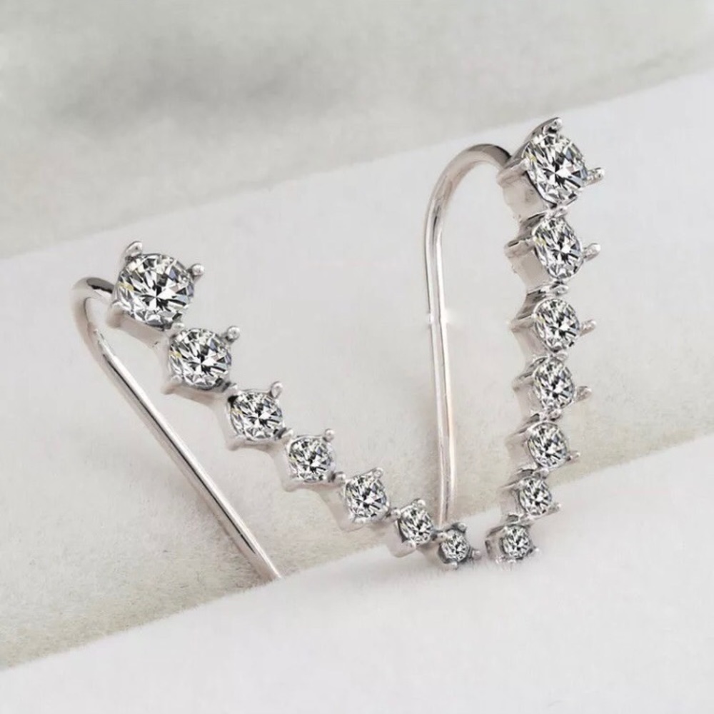 NEW!๐๐CRYSTAL EARRINGS!!๐๐ADORABLE! SEXY BLING - Picture 4 of 5